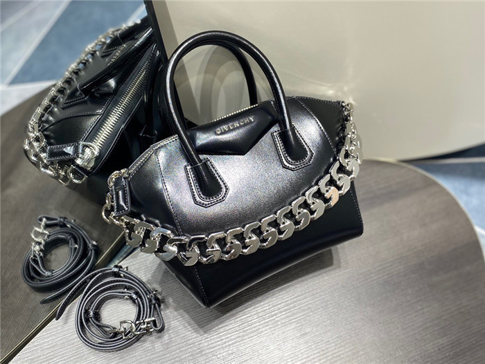 Givenchy  지방시 안티고나 미니 G65011