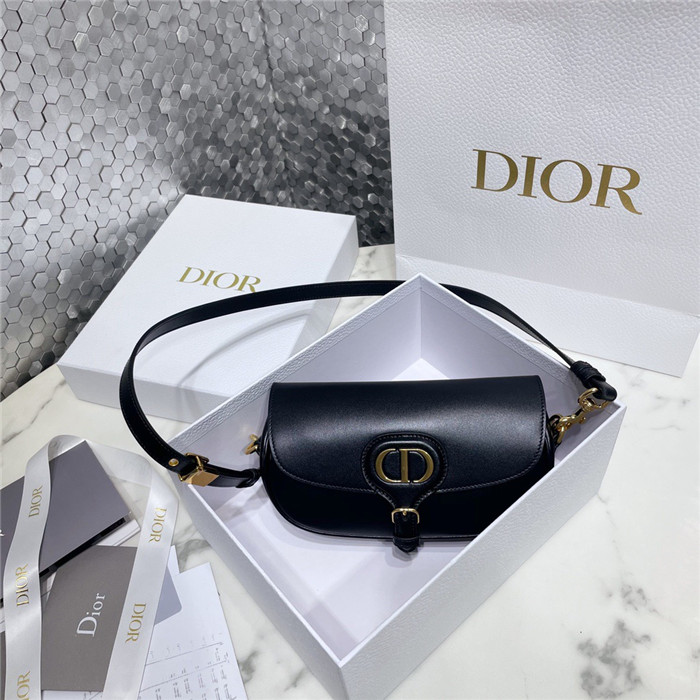 Dior 디올 이스트웨스트 바비백 M9327