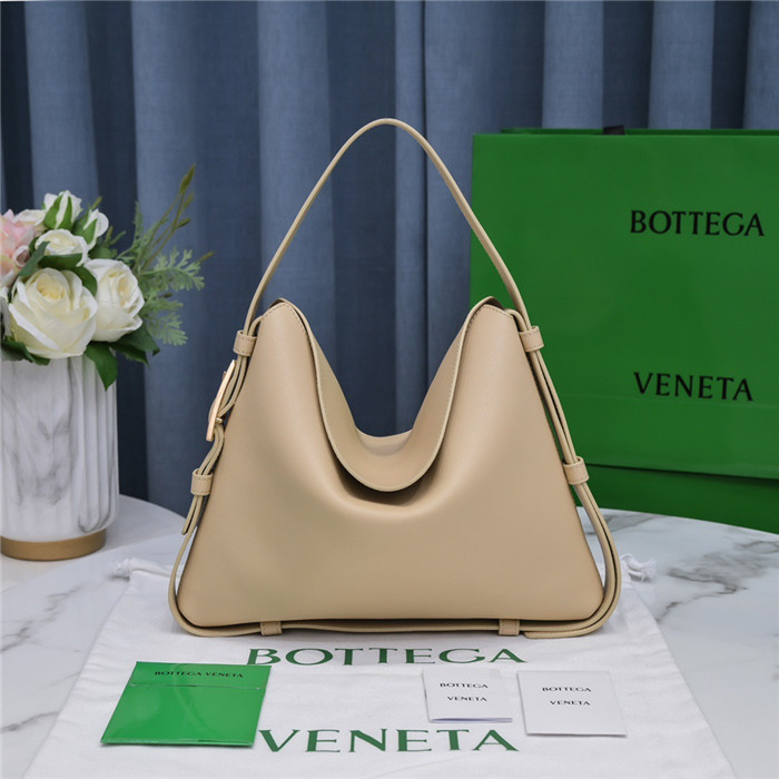 BOTTEGA VENETA    보테가베네타 호보백 B20501