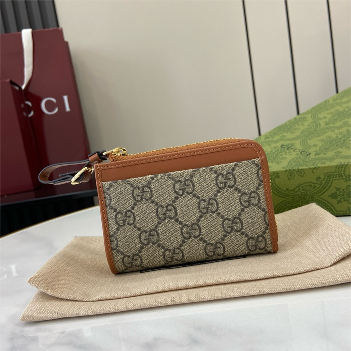 GUCCI 구찌 GG 엠블럼 카드/명함지갑 821804 2024/신상 2COLOR