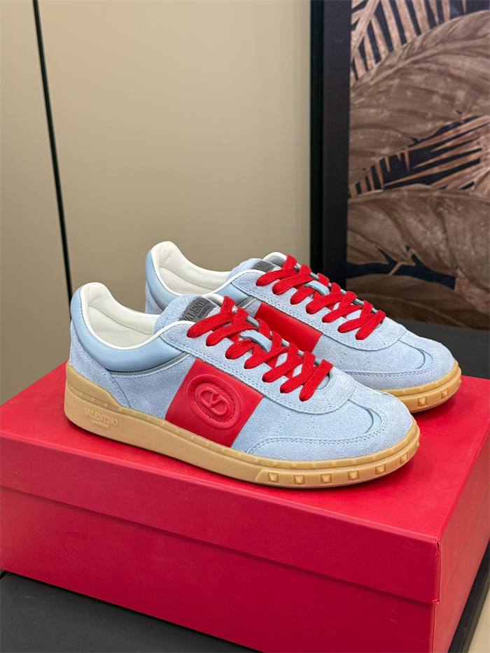 VALENTINO 발렌티노 남여공용 스니커즈 V77659 2024/신상