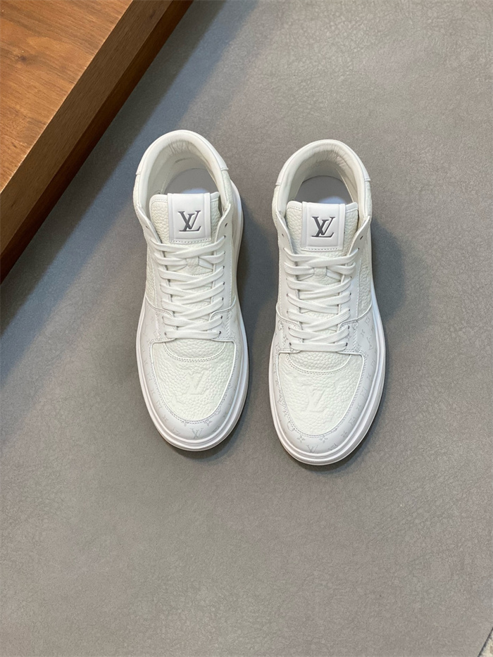 LOUIS VUITTON 루이비통 남성용 스니커즈 L96520-1 2024/신상 블랙,화이트 2color