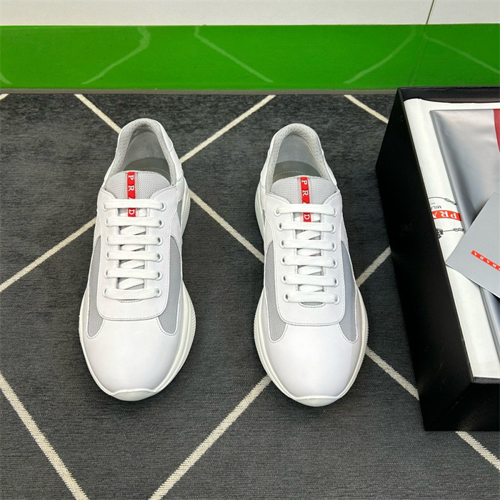 PRADA 프라다 남성용 스니커즈 P78689-1 2024/신상 2COLOR