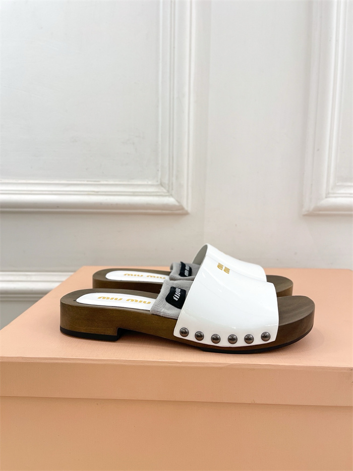 MIUMIU 미우미우 여성용 슬리퍼 (굽높이3CM) M44035-1 2024/신상 2COLOR