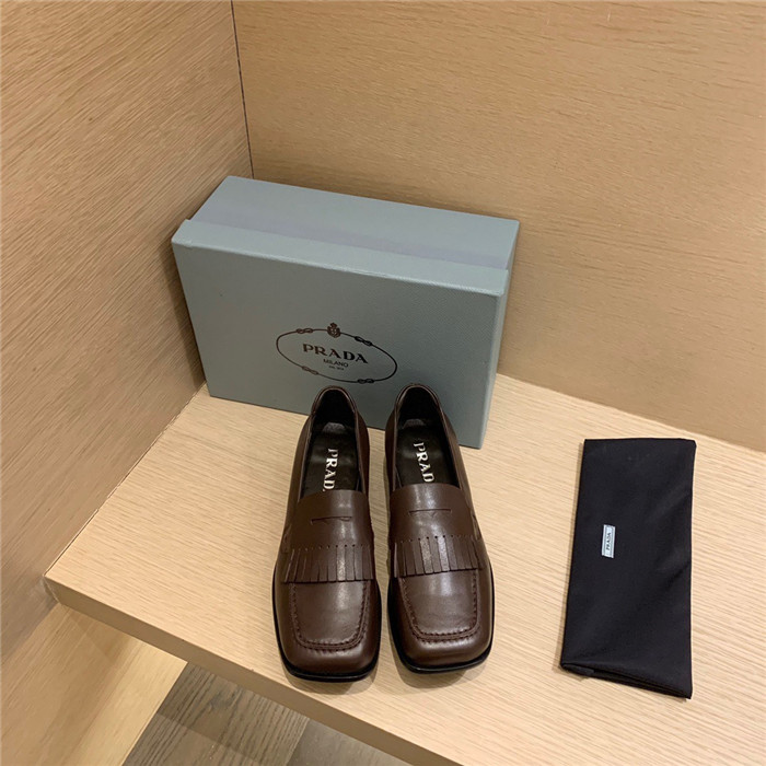 PRADA 프라다 여성용 로퍼 P30309-2